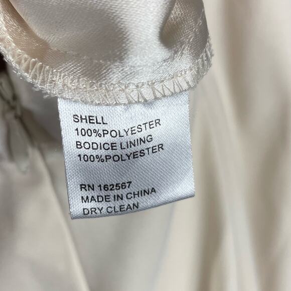 Obando Collective‎ Cape Satin Jumpsuit Cream Sleeveless Wide Leg V-Neck Sz 4 - Picture 16 of 16